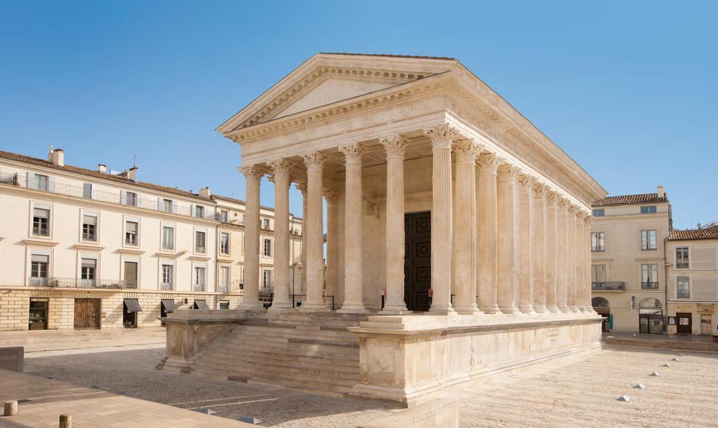 Kyriad Nimes Centre Nîmes Exterior foto